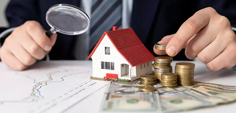 Home Needing Updates in Any Conditions for Cash in Gilbert, AZ